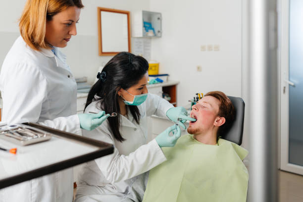 Best Cracked Tooth Emergency Dentist  in Rio Vista, TX